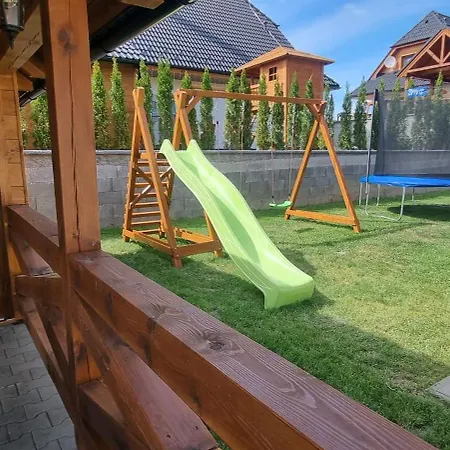 Alex Chalet Stara Lesna